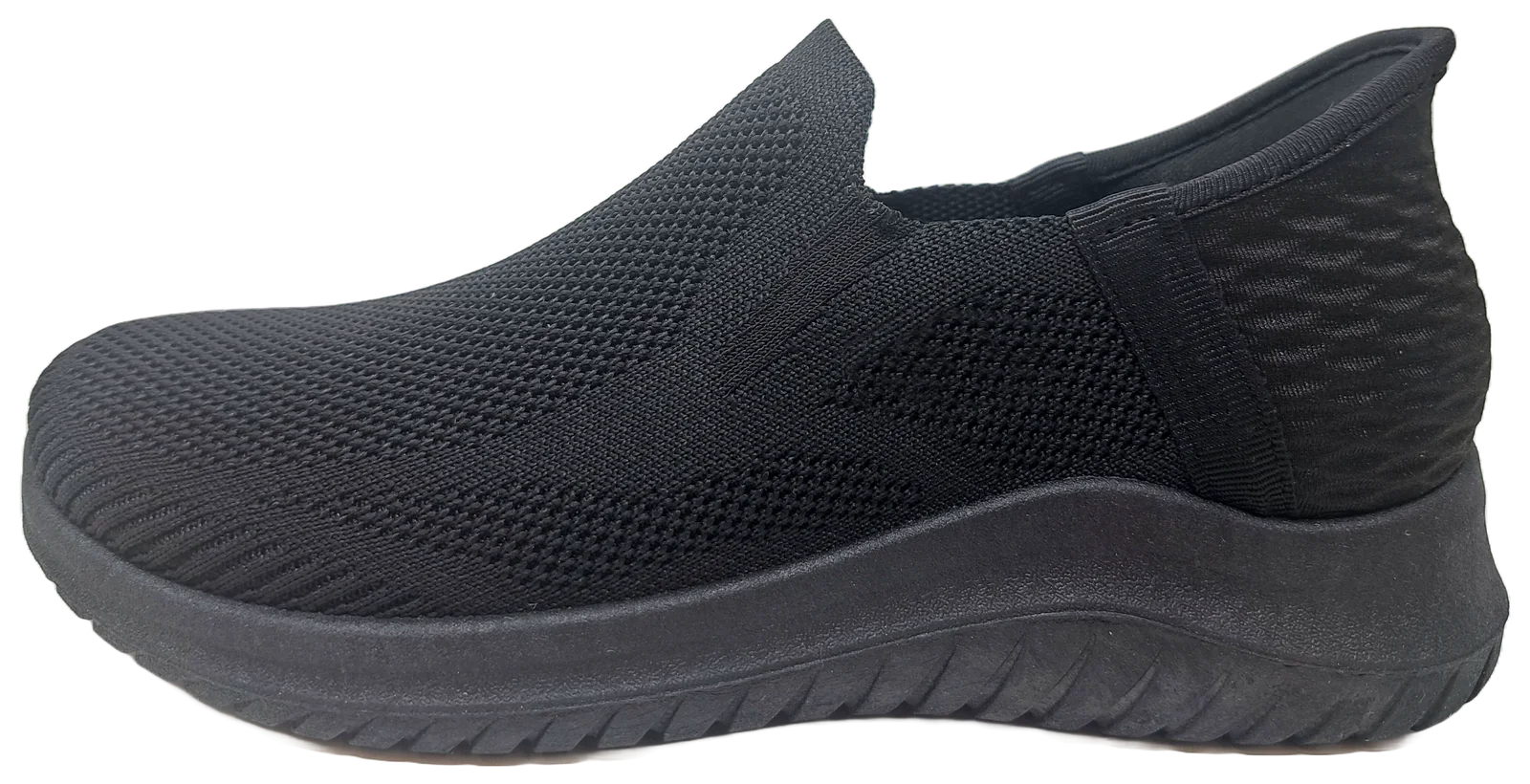 EZY-FIT™ topánka v čiernej farbe z profilu